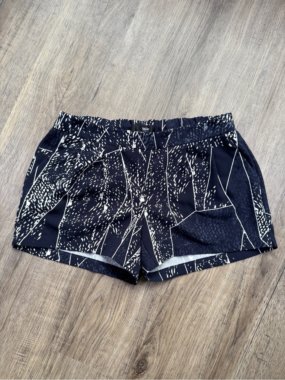 Mossimo Navy Blue Abstract Print Pleated Trouser Shorts Stretch Back Sz S Y2K
